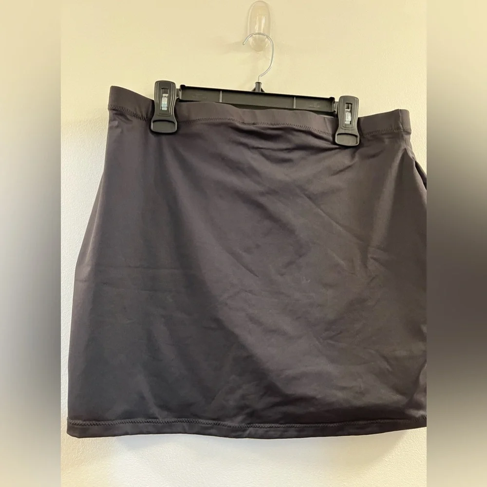 SKIMS sporty zipper swim mini skirt black p1.